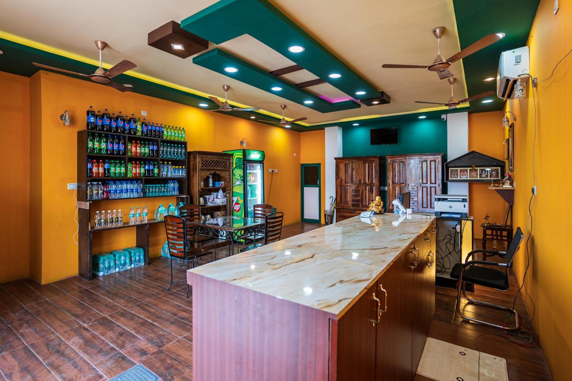Hotel La Courtyard Puducherry Exterior foto